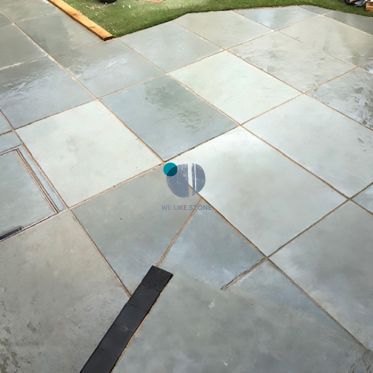 Kotah Blue Riven Limestone Paving Slabs & Patio Pack