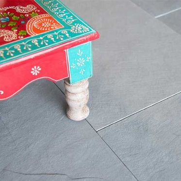 Brazilian_Grey_Slate_Tiles 